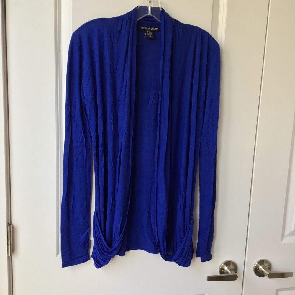 Blue gardigan